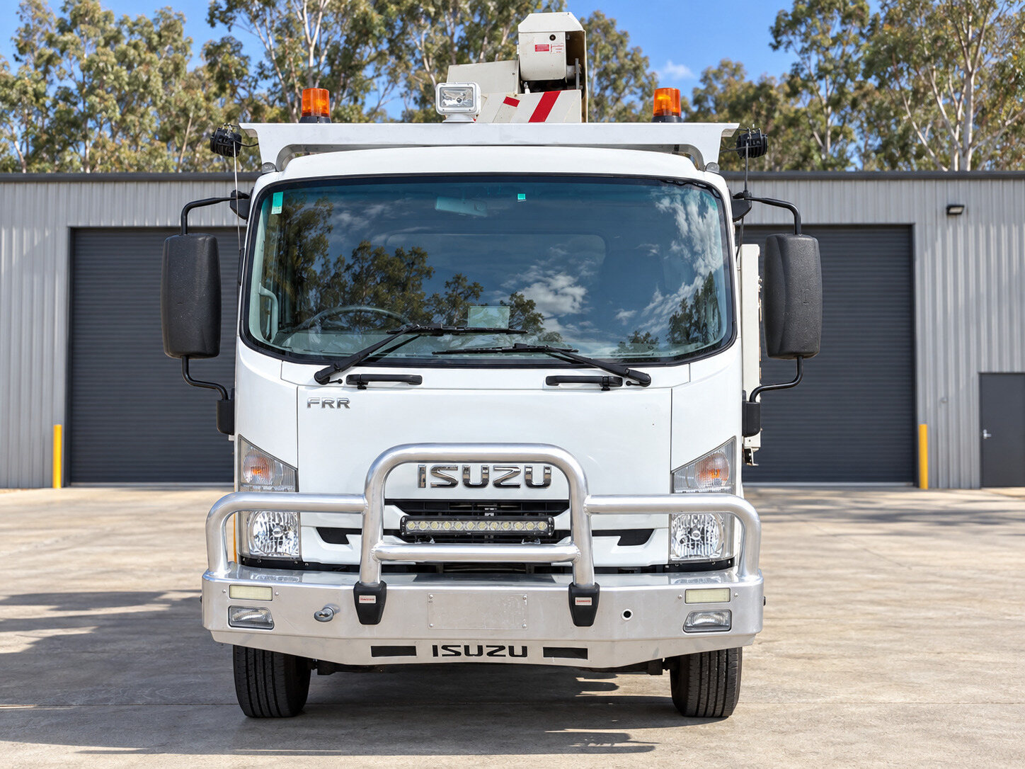 2016 Isuzu Altec AT37G EWP truck front view